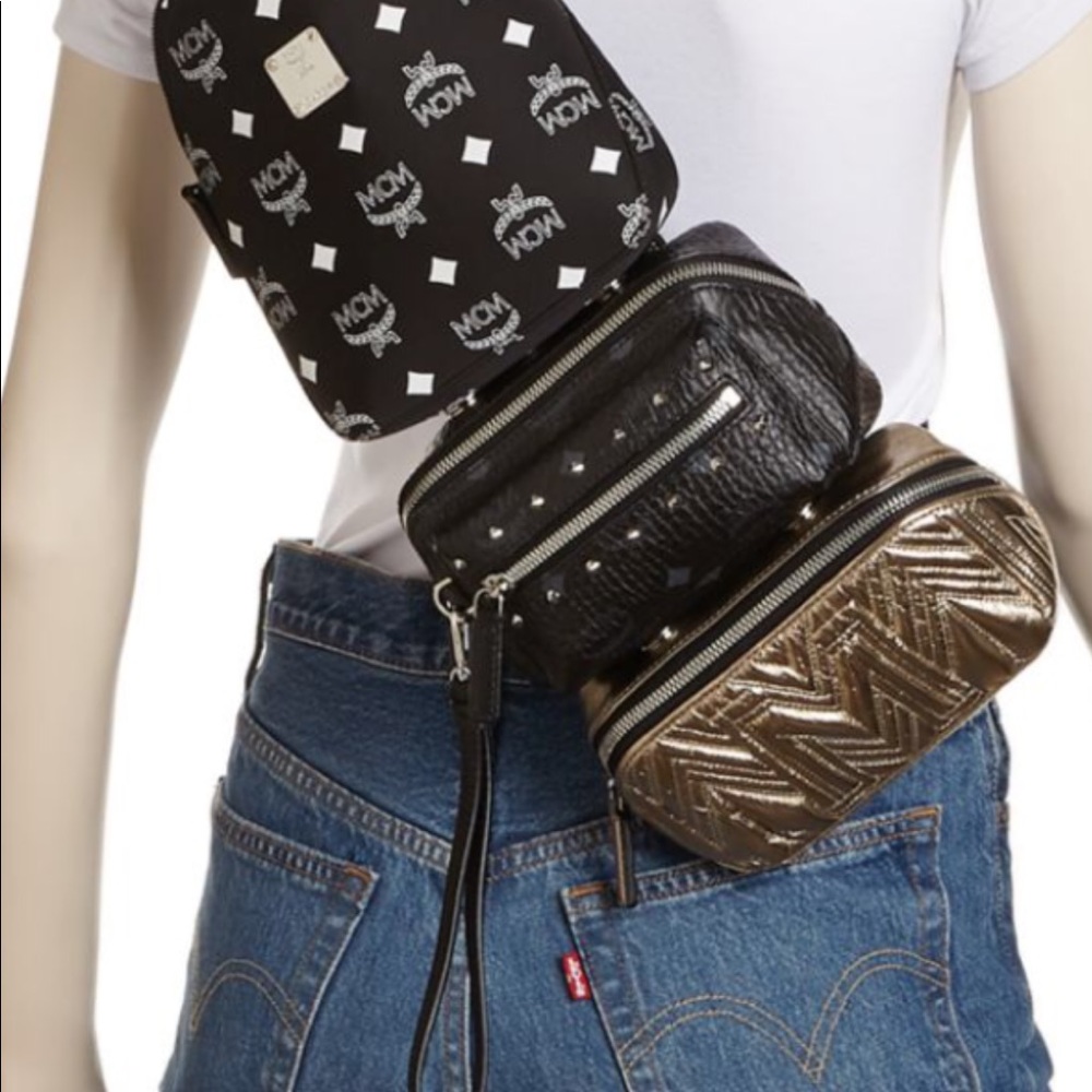 MCM sling Bag - Picture 2 of 6